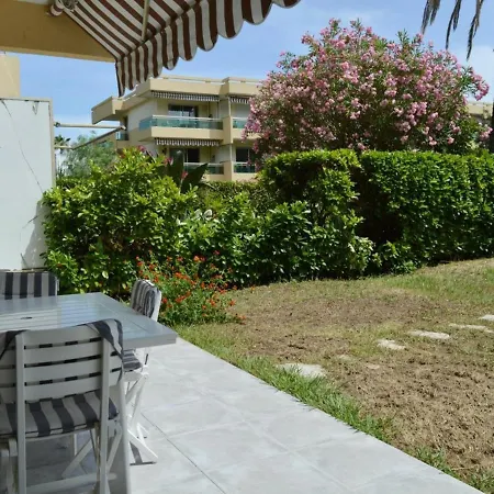 T2 Avec Jardin, Piscine Et Parking Prive A 10 Min De La Plage - Antibes - Fr-1-252-109 Жуан-ле-Пен